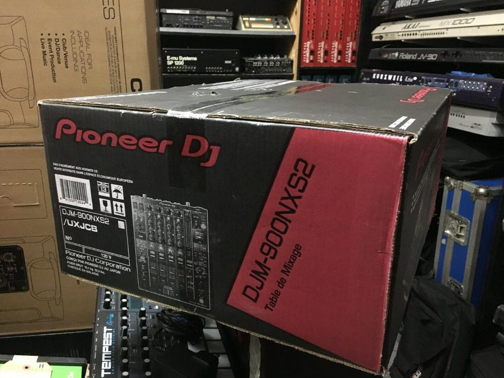 Product image - 
Supplier of dj equipment in wholesale, we sell new DJ mixer and Cdj, sampler, speakers and other musical instruments and we are ready to supply the equipment worldwide with store warranty . contact now to place your order. 


2X PIONEER CDJ-350 Turntable + DJM-350 Mixer 

2X CDJ 1000MK3 + 1 DJM 800 DJ PACKAGE 

2X PIONEER CDJ 850 + 1 DJM 800 CD DJ PACKAGE 

